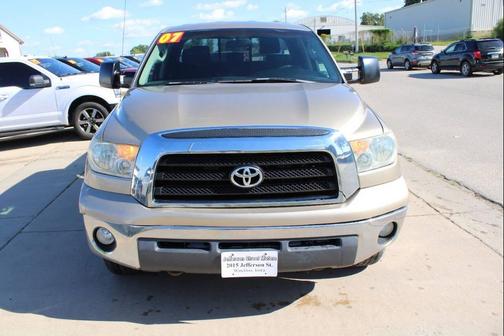 Tan 2007 Toyota Tundra SR5