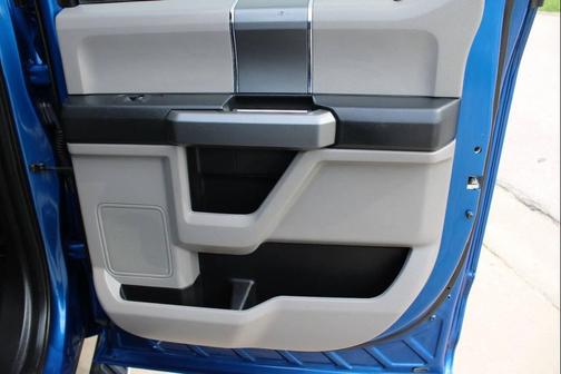 Blue 2018 Ford F-150 XLT