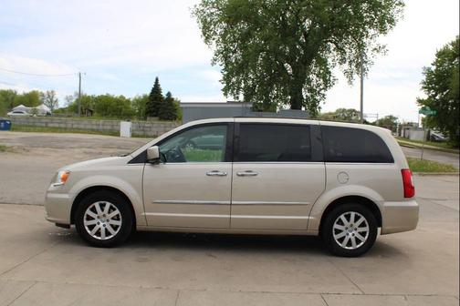 Cashmere/Sandstone Pearlcoat 2015 Chrysler Town & Country Touring