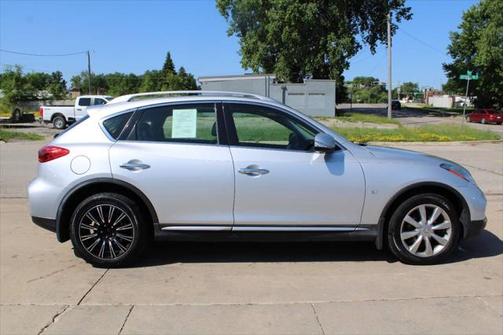 2017 INFINITI QX50 Base