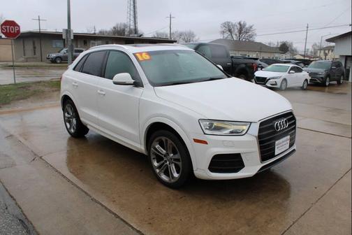 White 2016 Audi Q3 2.0T Premium Plus