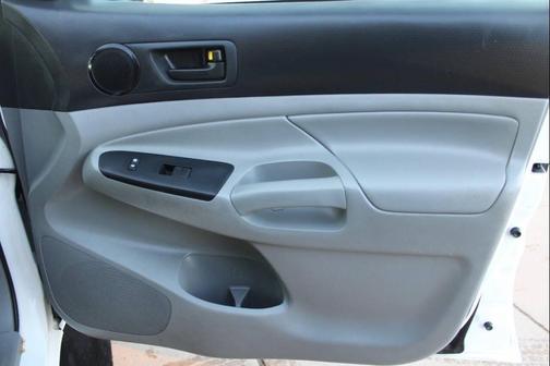 2013 Toyota Tacoma Base