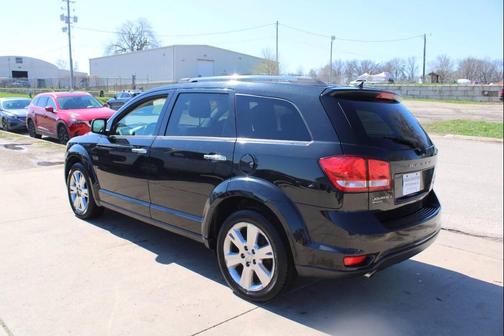 Brilliant Black Crystal Pearlcoat 2012 Dodge Journey Crew