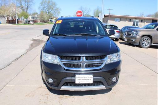 Brilliant Black Crystal Pearlcoat 2012 Dodge Journey Crew