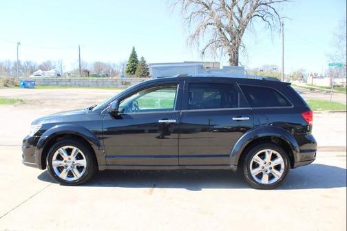 Brilliant Black Crystal Pearlcoat 2012 Dodge Journey Crew