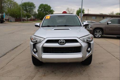 Classic Silver Metallic 2018 Toyota 4Runner SR5 Premium
