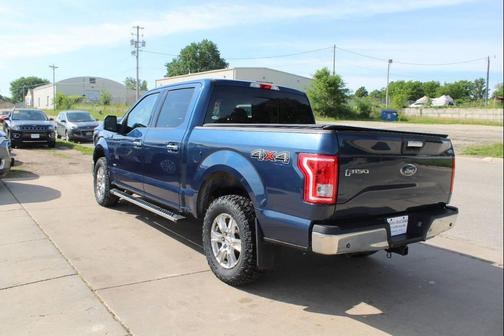 Blue 2015 Ford F-150 XLT