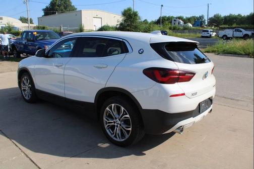 White 2022 BMW X2 sDrive28i