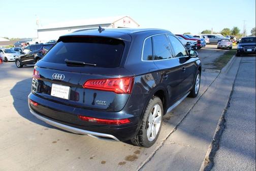 2018 Audi Q5 2.0T Premium Plus