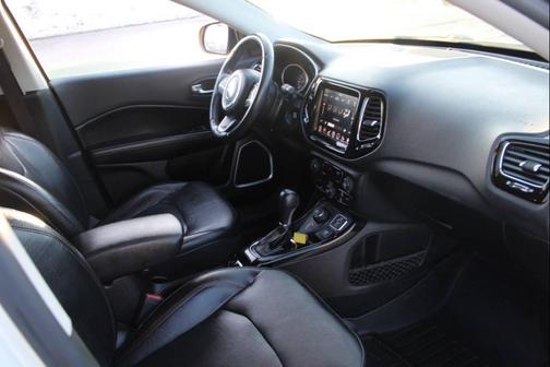 Pearl White Tri-Coat 2018 Jeep Compass Limited