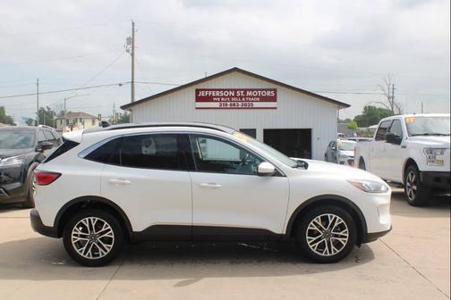 Star White Metallic Tri-Coat 2020 Ford Escape SEL