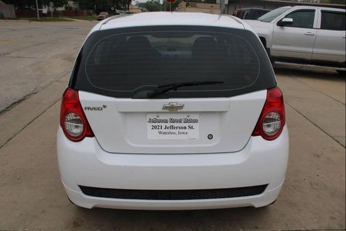 2011 Chevrolet Aveo 5 LS