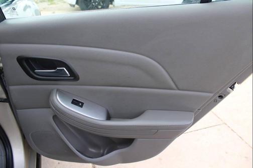 2015 Chevrolet Malibu 1LS
