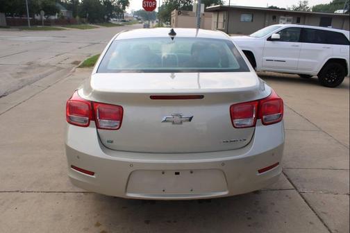 2015 Chevrolet Malibu 1LS
