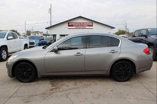 2009 INFINITI G37x Base