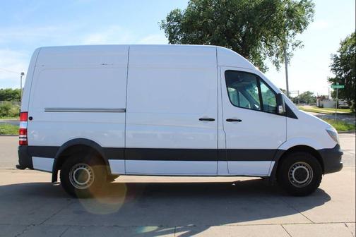 Arctic White 2018 Mercedes-Benz Sprinter 2500 Standard Roof