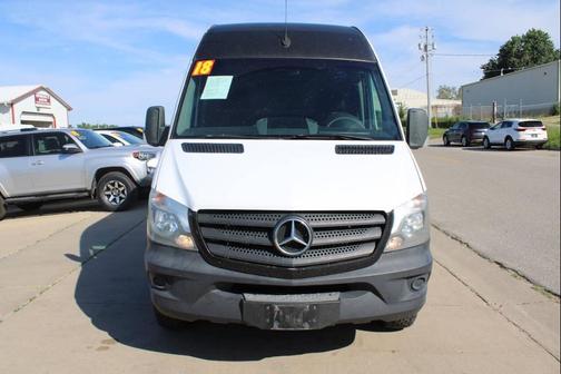 Arctic White 2018 Mercedes-Benz Sprinter 2500 Standard Roof