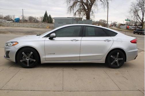 2019 Ford Fusion Hybrid SE