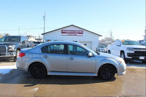 2011 Subaru Legacy Premium
