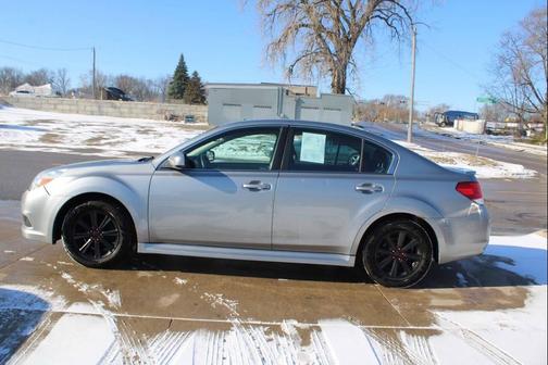 2011 Subaru Legacy Premium