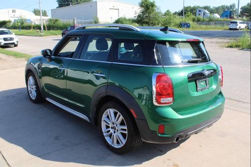 British Racing Green IV Metallic 2020 MINI Countryman Cooper