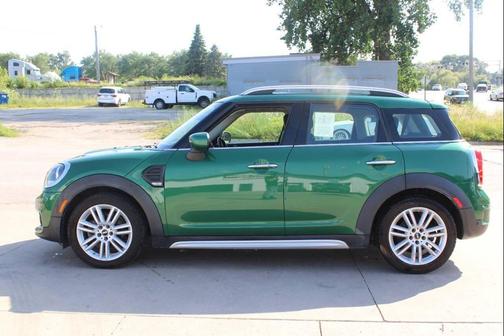 British Racing Green IV Metallic 2020 MINI Countryman Cooper