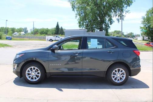 Nightfall Gray Metallic 2019 Chevrolet Equinox LS