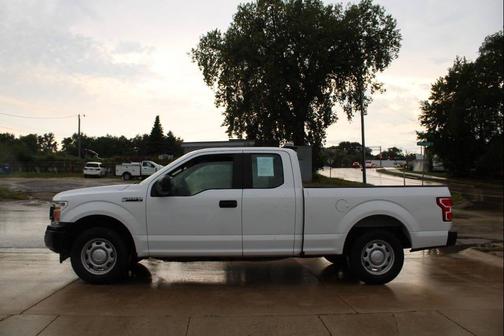 Oxford White 2019 Ford F-150 XL