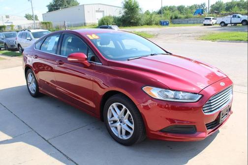 Burgundy 2016 Ford Fusion SE