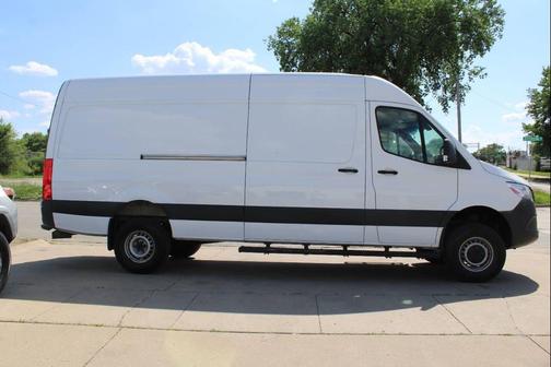 White 2019 Mercedes-Benz Sprinter 2500 High Roof