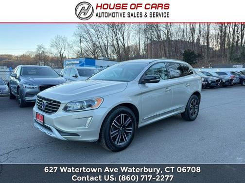 2017 Volvo XC60 T5 Dynamic