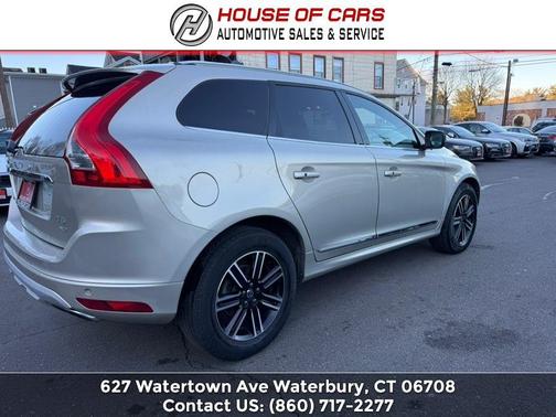 2017 Volvo XC60 T5 Dynamic