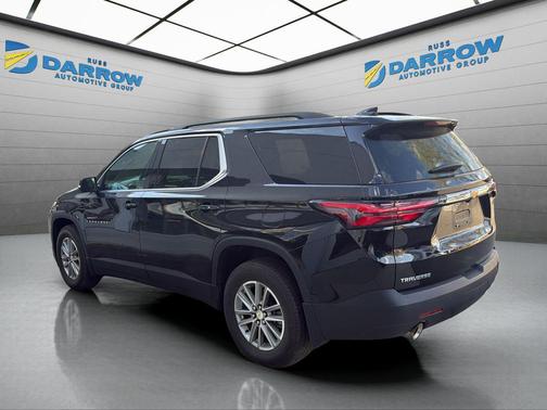 Mosaic Black Metallic 2023 Chevrolet Traverse LT Cloth