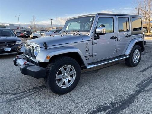 Photo 1 of 7 of 2017 Jeep Wrangler Unlimited Sahara