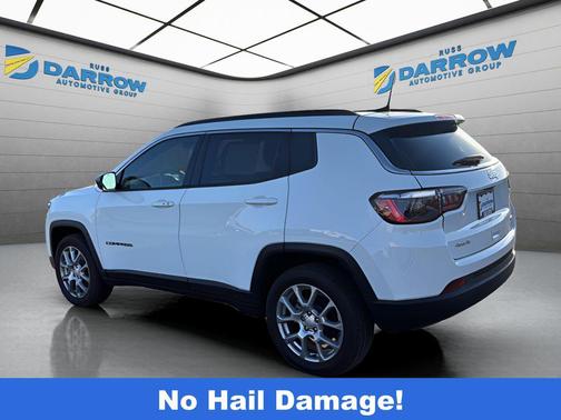 Bright White Clearcoat 2024 Jeep Compass Latitude Lux