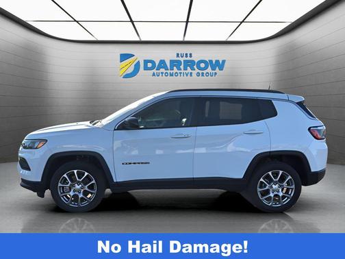 Bright White Clearcoat 2024 Jeep Compass Latitude Lux
