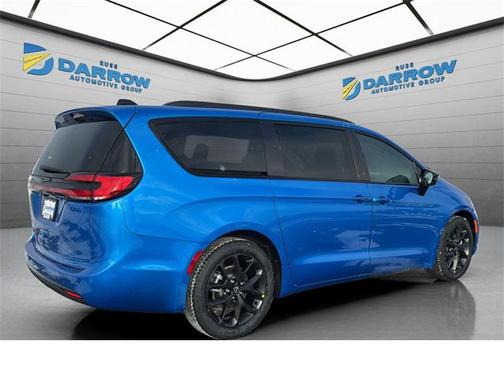 2026 Chrysler Pacifica L
