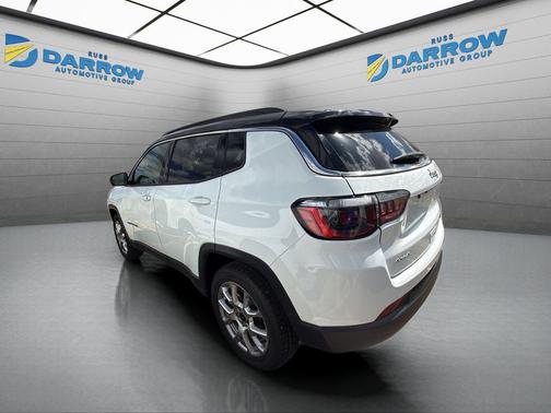Bright White Clearcoat 2025 Jeep Compass Limited