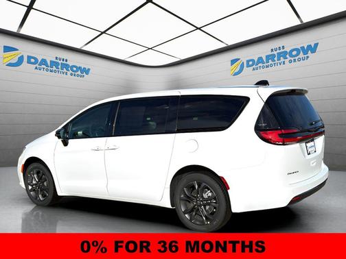 Bright White Clearcoat 2026 Chrysler Pacifica L