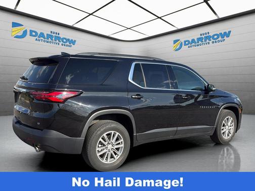 Mosaic Black Metallic 2023 Chevrolet Traverse LT Leather