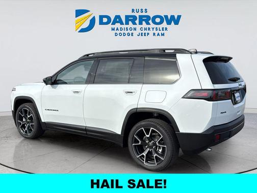bright white clearcoat 2026 Jeep Cherokee Overland
