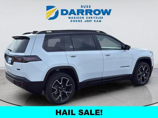 bright white clearcoat 2026 Jeep Cherokee Overland
