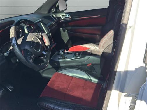 2015 Jeep Grand Cherokee SRT