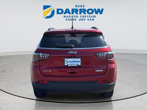 Red Hot Pearlcoat 2025 Jeep Compass Latitude