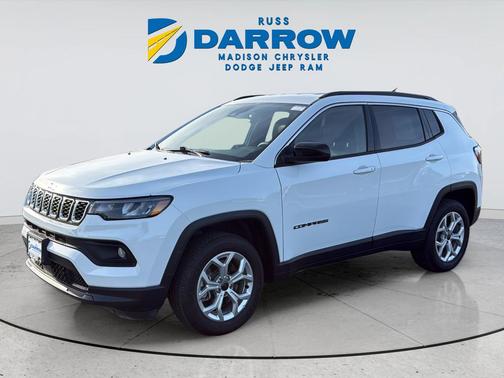 Bright White Clearcoat 2025 Jeep Compass Latitude