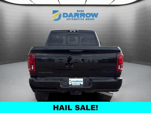 Diamond Black Crystal Pearlcoat 2026 RAM 2500 Laramie Crew Cab 4x4 6'4' Box