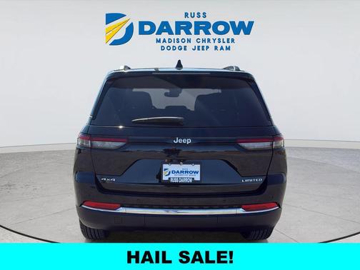 Diamond Black Crystal Pearlcoat 2024 Jeep Grand Cherokee Limited