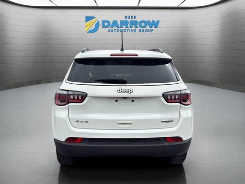 White Clearcoat 2018 Jeep Compass Latitude