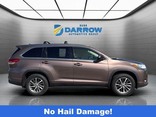 Walnut 2019 Toyota Highlander XLE