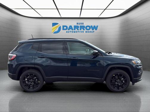 Fathom Blue Pearl Coat 2026 Jeep Compass Latitude